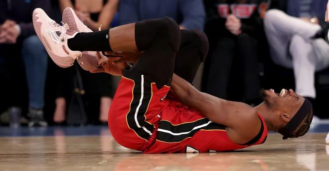 包含巴特勒连续二十场比赛得分超过关键助攻，西班牙队挑战极限！的词条